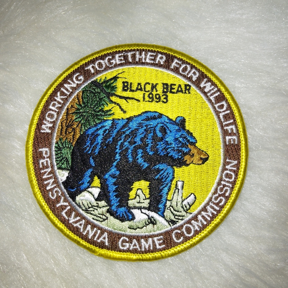 VINTAGE EMBROIDERED PATCH Pennsylvania Game Commission 1993 Black Bear